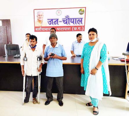 जनचौपाल में 57 आवेदन