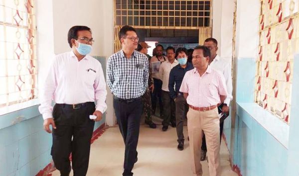 जिला अस्पताल में गंदगी, कलेक्टर ने लगाई अफसरों को फटकार