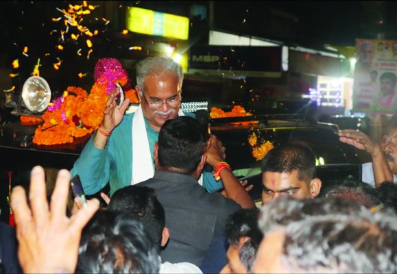 मुख्यमंत्री ने महात्मा गांधी वार्डवासियों को दी सौगात