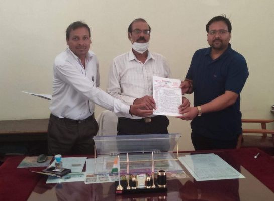 ओबीसी महासभा ने मांगों को ले सौंपा ज्ञापन