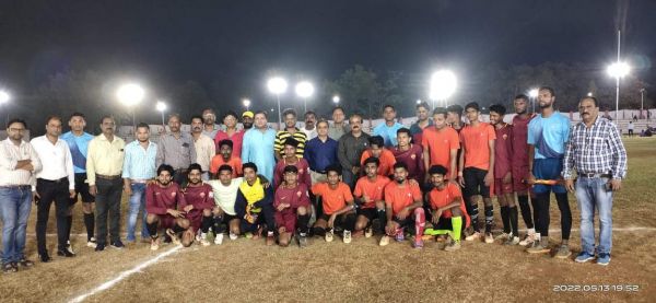 बचेली में रात्रिकालीन 9ए साईड फुटबॉल स्पर्धा, फाइनल 25 को