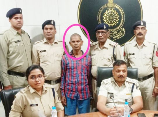बाइक मांगने पर की बेटे हत्या, गिरफ्तार