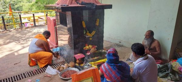 अयप्पा मंदिर परिसर में शनि मंदिर की स्थापना