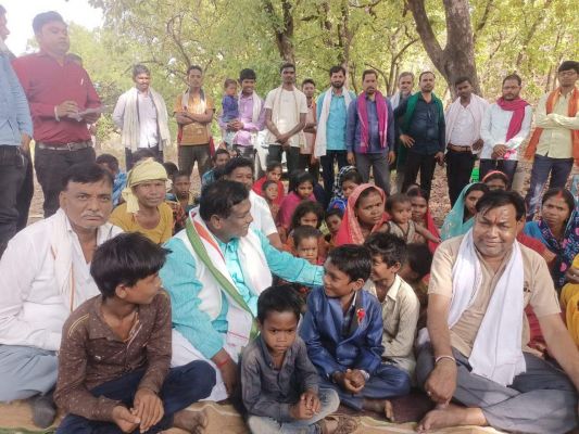 पंडो जनजाति का गांव धनवार विकास की मुख्यधारा से कट गया था