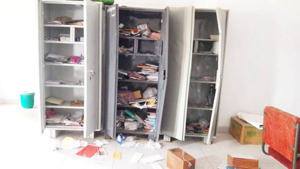 कोलियारी स्कूल में चोरी, नगदी सहित कम्यूटर सेट ले गए चोर