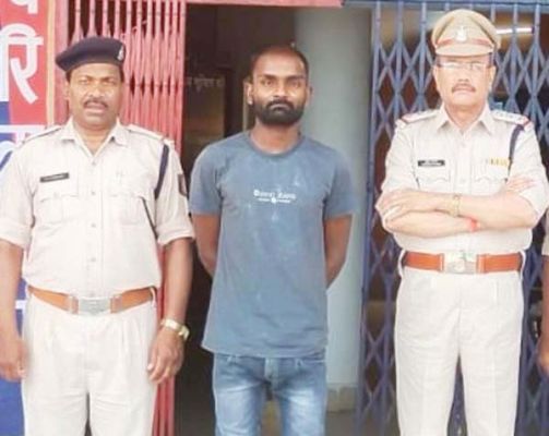 नाबालिग से छेड़छाड़, गिरफ्तार
