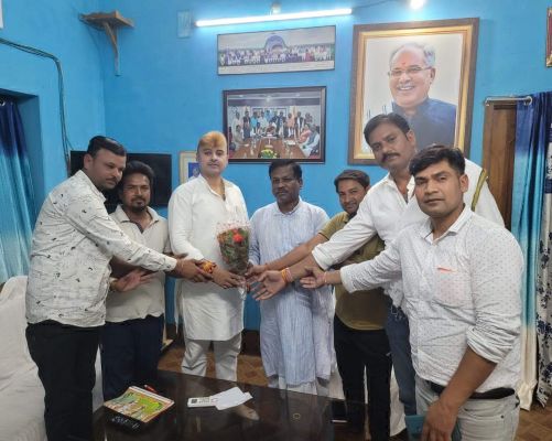 सेन समाज भवन के लिए विधायक ने दिए 10 लाख