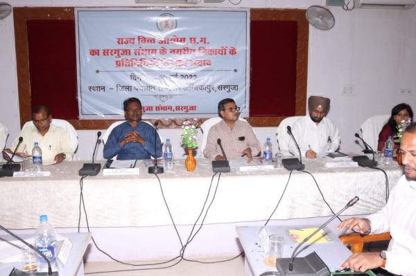 स्थानीय संसाधनों से आय के स्रोत बढ़ाकर संगठन को करें मजबूत-मिंज