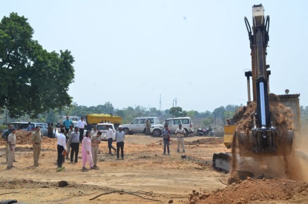 अवैध कोयला खुदाई और चोरी रोकने सुरक्षा व्यवस्था और घेराबंदी नहीं