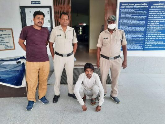 अश्लील वीडियो बना वायरल करने की धमकी, यूपी से गिरफ्तार