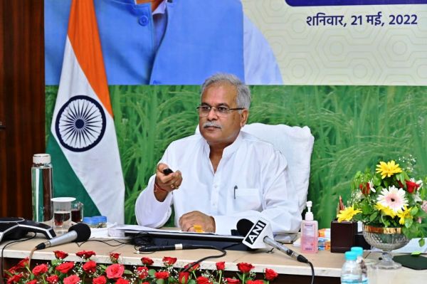 किसानों, पशुपालकों और भूमिहीन कृषि मजदूरों के खाते में  राशि अंतरित