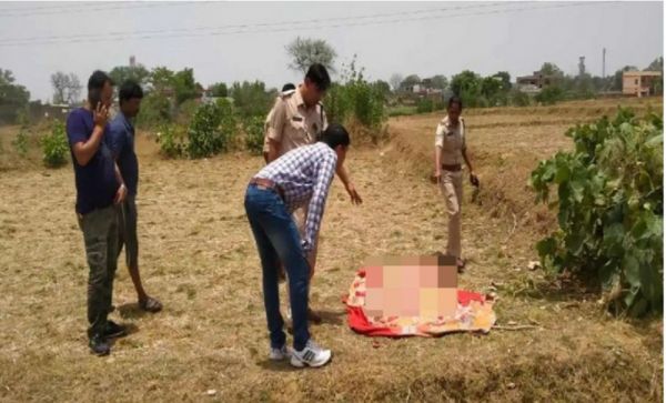 अर्धनग्न शव मिलने से सनसनी