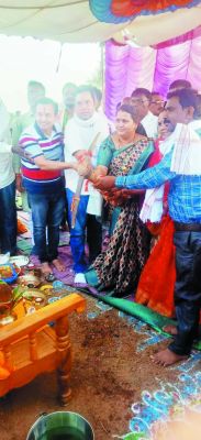 विधायक छन्नी ने किया सडक़ निर्माण कार्य का भूमिपूजन