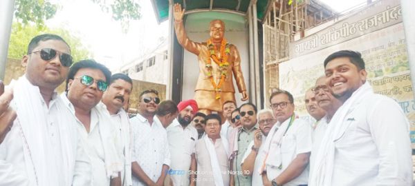 शहर कांग्रेस ने झीरम घाटी के शहीदों को दी श्रद्धांजलि