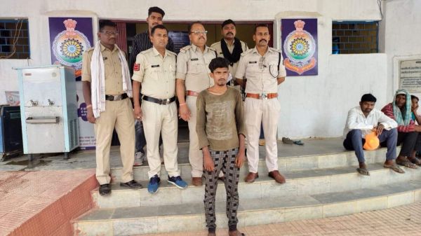 नाबालिग को बहला-फुसलाकर भगाया-रेप, रायगढ़ से गिरफ्तार