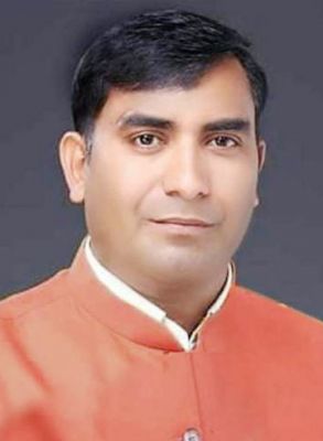जिपं सदस्य महेंद्र ने दिलाई 27 लाख 75 हजार के निर्माण कार्यों की स्वीकृति
