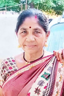 सुशीला त्रिपुरे का निधन