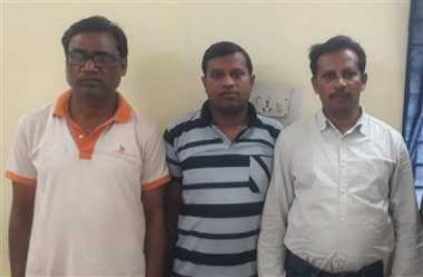 सात साल से फरार चिटफंड के दो डायरेक्टर सहित तीन को गिरफ्तार किया जांजगीर पुलिस ने