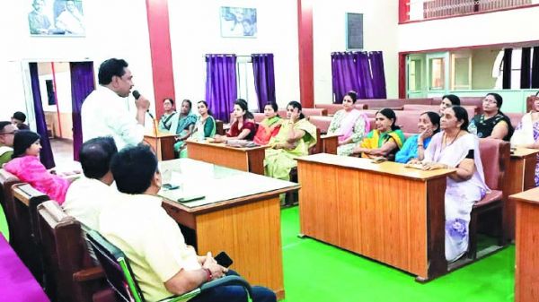 स्वच्छता के लिए सामाजिक स्तर पर मुहिम, महापौर ने समाजसेवियों से मांगे सुझाव