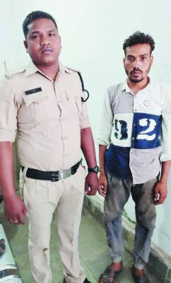 मोटर सायकल  सहित चोर गिरफ्तार  