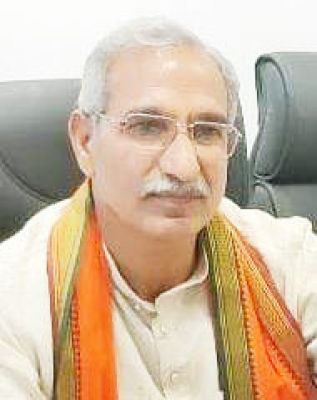 छत्तीसगढिय़ा सबले बढिय़ा का नारा केवल एक ढोंग-चंदूलाल