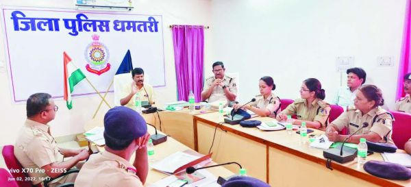 साफ-सुथरी पुलिसिंग करें, काम में लापरवाही बर्दाश्त नहीं होगी