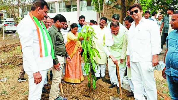 पर्यावरण को और व्यवस्थित रखने  की जवाबदारी हम सबकी-भगत