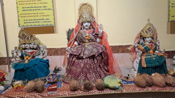 गायत्री मंदिर में गंगा-दशहरा पर अखंड जाप