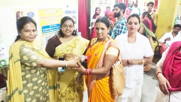 गर्भवती महिलाओं की किया स्वास्थ्य जांच