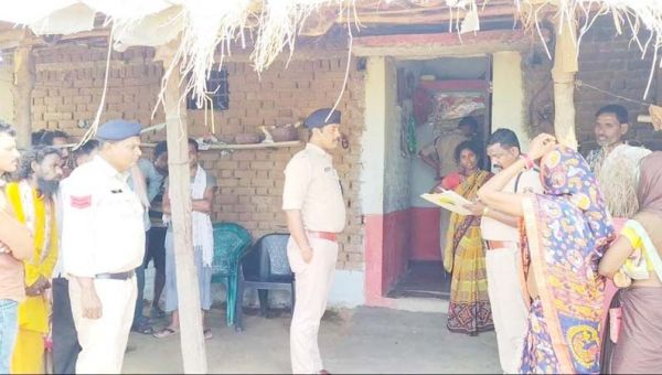 बुजुर्ग की मौत, अंतिम संस्कार करने कपड़े निकाले तो शरीर पर मिले चोट के निशान,  हत्या की आशंका