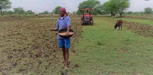 बोनी की तैयारी में जुटे किसान