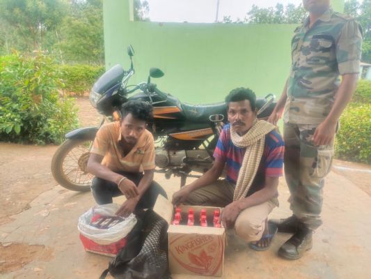 अवैध शराब के साथ दो गिरफ्तार