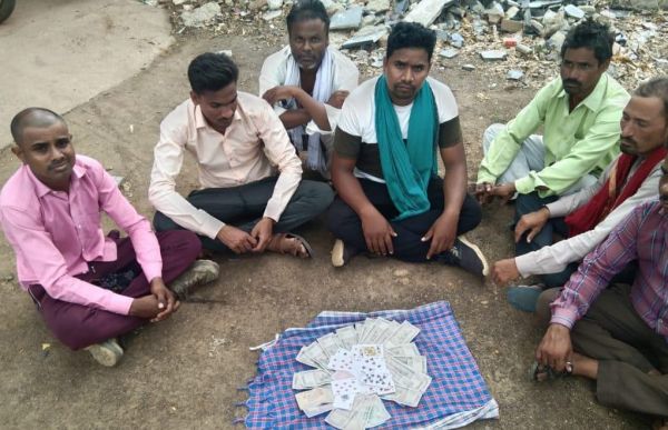 जुआ, अवैध शराब व सट्टा-पट्टी के आरोपी गिरफ्तार