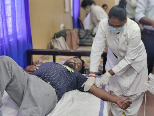 रक्तदान शिविर का आयोजन