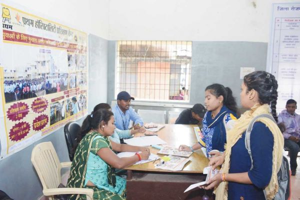 प्लेसमेंट कैम्प : 140 आवेदकों का साक्षात्कार, 49 आवेदक प्रारंभिक चयन प्रकिया में सफल