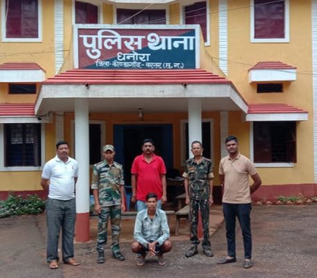 बेटे ने की पिता की हत्या, मां की शिकायत पर बंदी