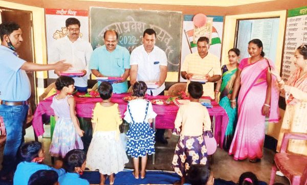 शाला प्रवेश उत्सव