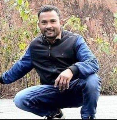 मुखबिरी का शक, सरपंच की नक्सल हत्या
