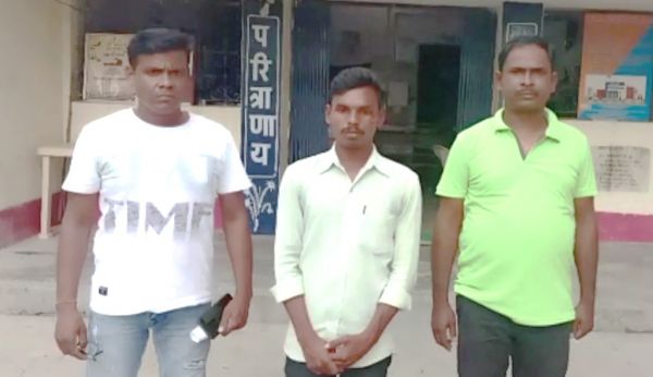 महिला समूहों के 10 लाख रुपयों का गबन करने का एक आरोपी सालभर बाद गिरफ्तार