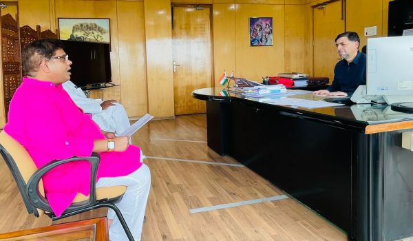 रेल संकट पर महाप्रबंधक से चर्चा की जोगी ने, विरोध प्रदर्शन की चेतावनी