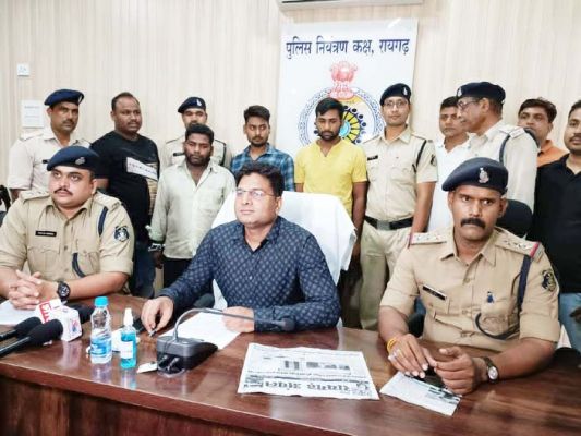 ट्रक ड्राइवर की हत्या का खुलासा, 3 आरोपी गिरफ्तार  