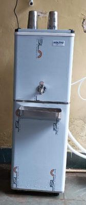 अम्बिकापुर तहसीलदार ने कार्यालय परिसर में लगवाया वॉटर कूलर