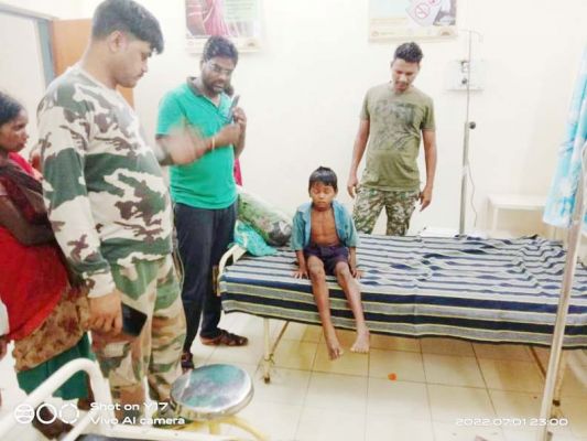 बालक को सांप ने काटा, अस्पताल में