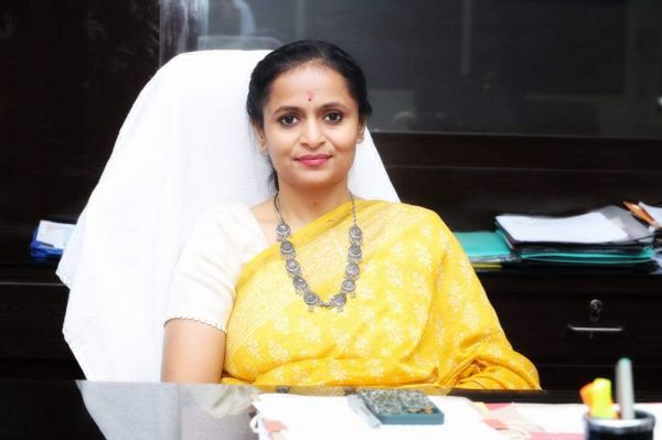 कलेक्टर रानू साहू ने संभाला कार्यभार