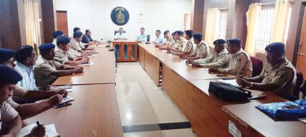 विधानसभा के मानसून सत्र को लेकर प्रभारियों की बैठक