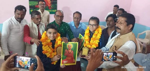 सर्व सेन समाज के हाथों म्युथाई बॉक्सिंग राष्ट्रीय खिलाड़ी सम्मानित