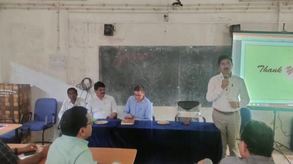 शिक्षा में कसावट लाने हुई बैठक का आयोजन