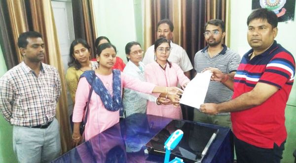 मीडिया कर्मियों पर महिला पटवारी को मानसिक रूप से प्रताडि़त करने और निजता के हनन का आरोप