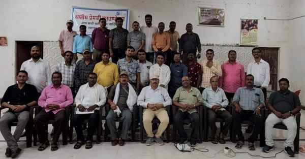 जर्जर शाला भवनों में बच्चों को न बैठाएं, स्कूलों में साफ-सफाई पर विशेष ध्यान दें