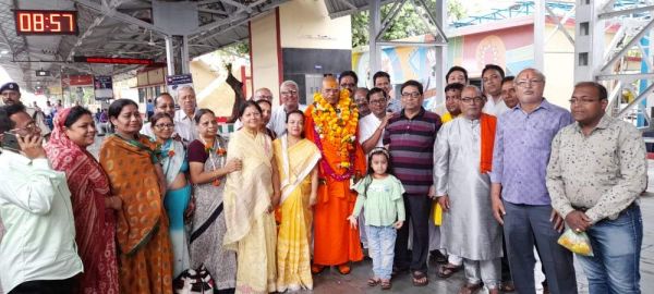 स्वामी आनंद चैतन्य सरस्वती का भव्य स्वागत